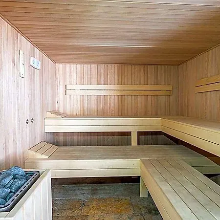 Ground Floor In Salinas, 4*