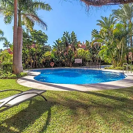 Ground Floor In Salinas, Hotel Estepona
